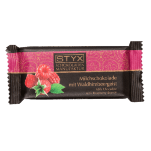 Молочный шоколад STYX с малиновым бренди